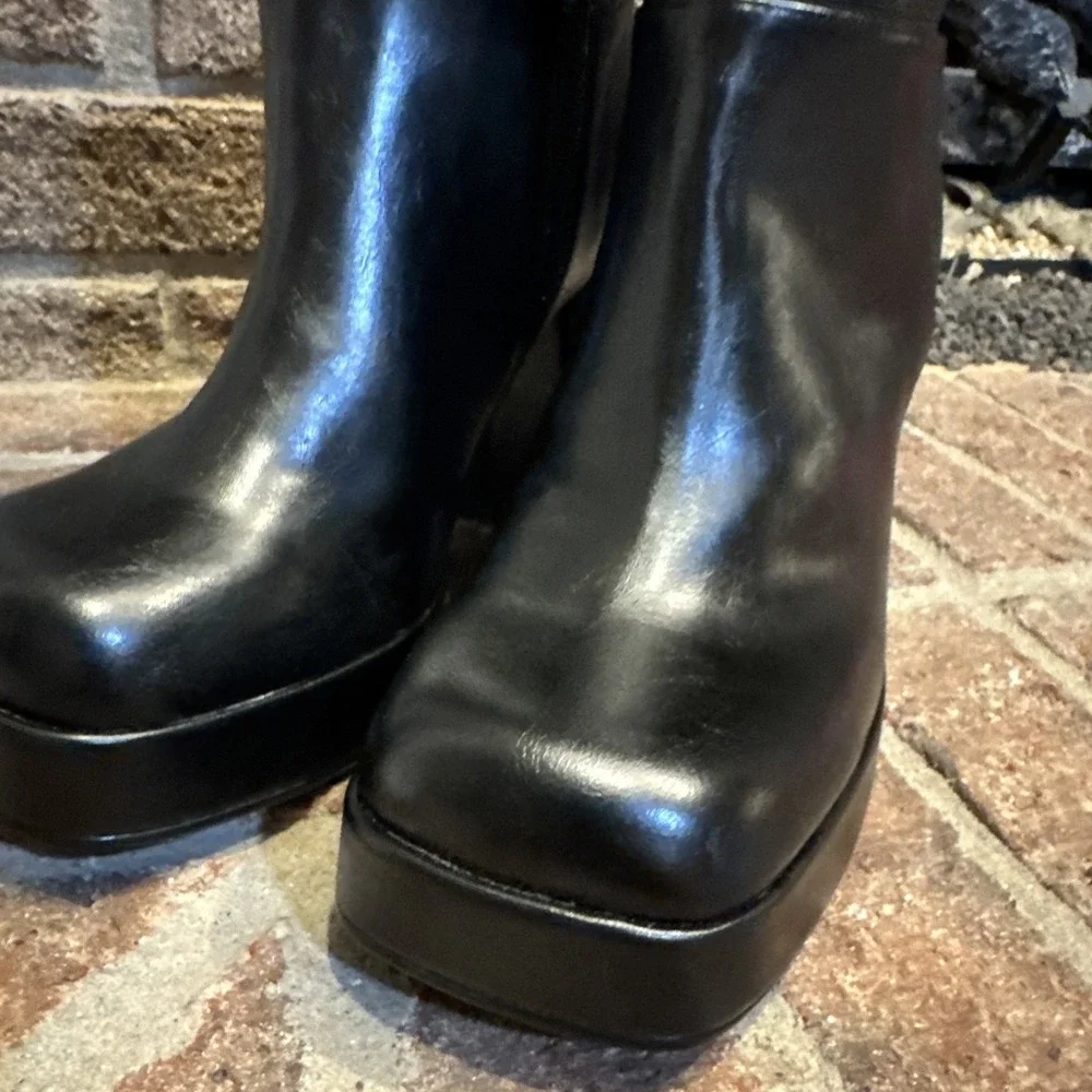 Steve Madden Izabelle Black Square Toe Platform Block Heel Ankle Boots Sz 6.5